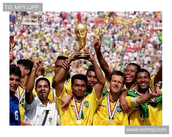 足球明星背后的传奇故事与奋斗历程揭秘 足球明星背后的传奇故事与奋斗历程揭秘