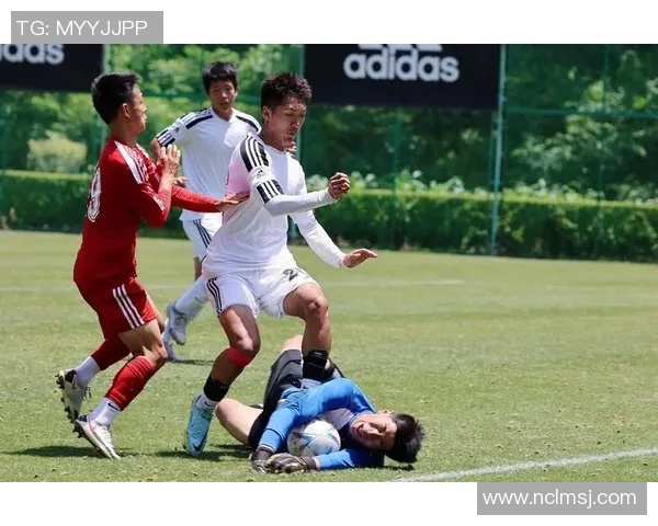 上海足球队荣登全国足球耐力排行榜首位引发热议